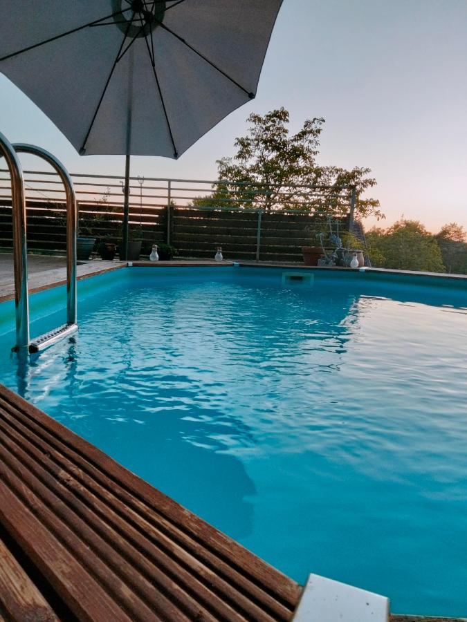 Chambre Telma 2 Pers Avec Piscine "Mon Lit Au Pre" Couples Ou Femmes Seulement Pontours エクステリア 写真